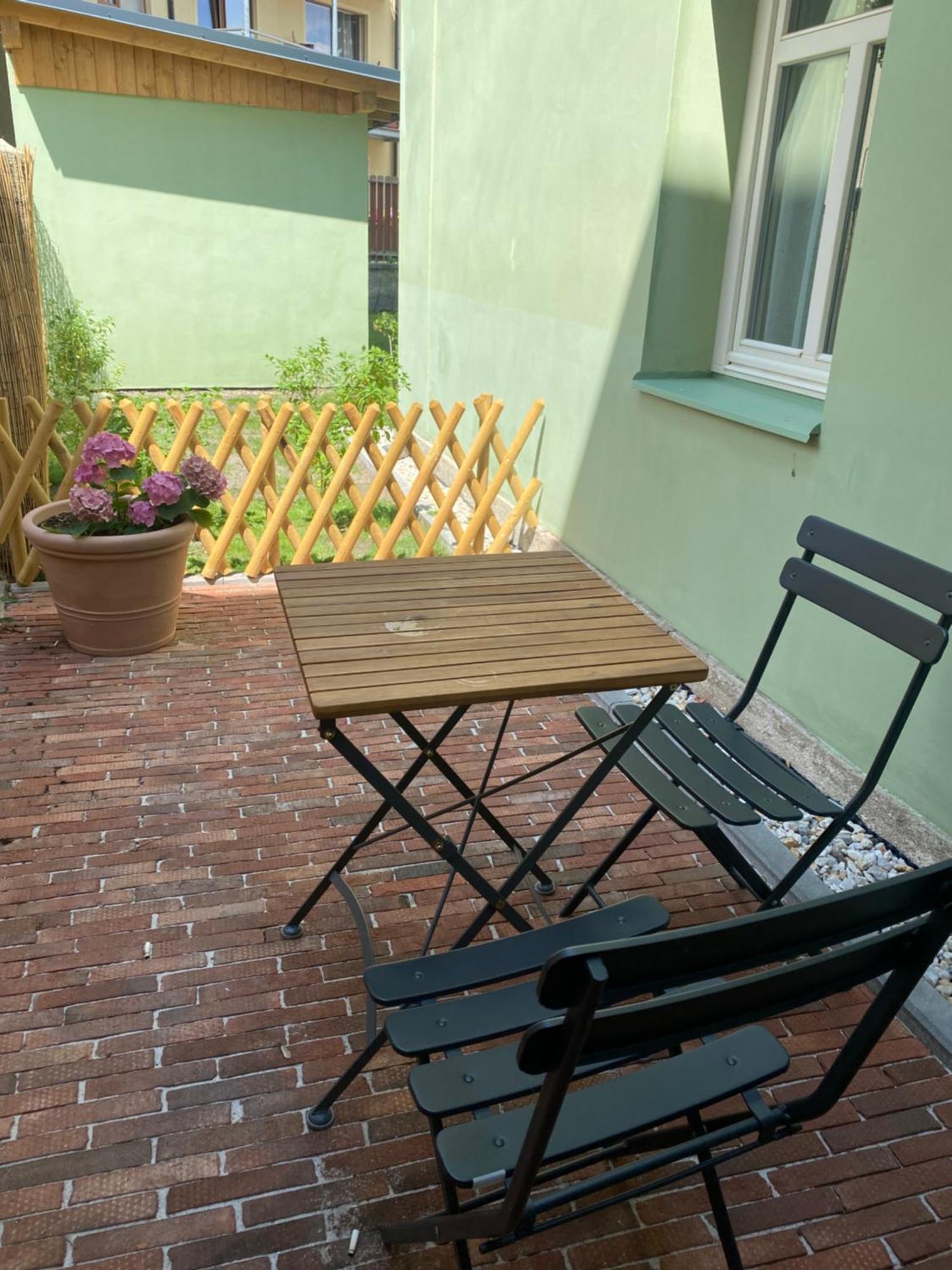 Apartmany Tachov - Tiny House Екстер'єр фото